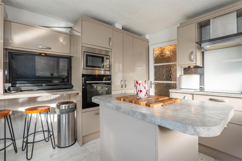 Broadfield, Broughton, Preston photo 3