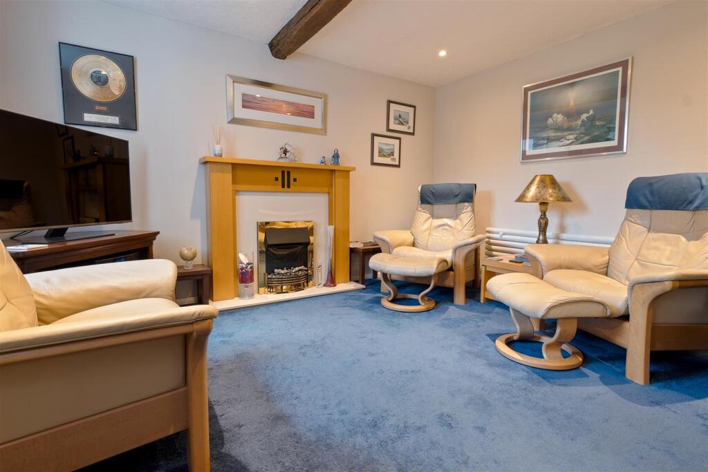 House in Tonbridge and Malling, Burham - View 4