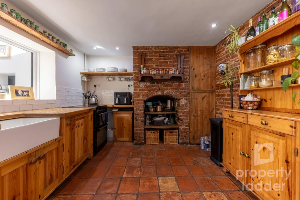 House in Broadland, Reepham - More