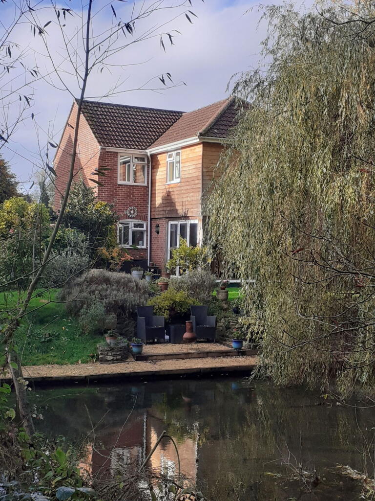 Main image of property: Sainsbury Close, Andover, SP10 2LE