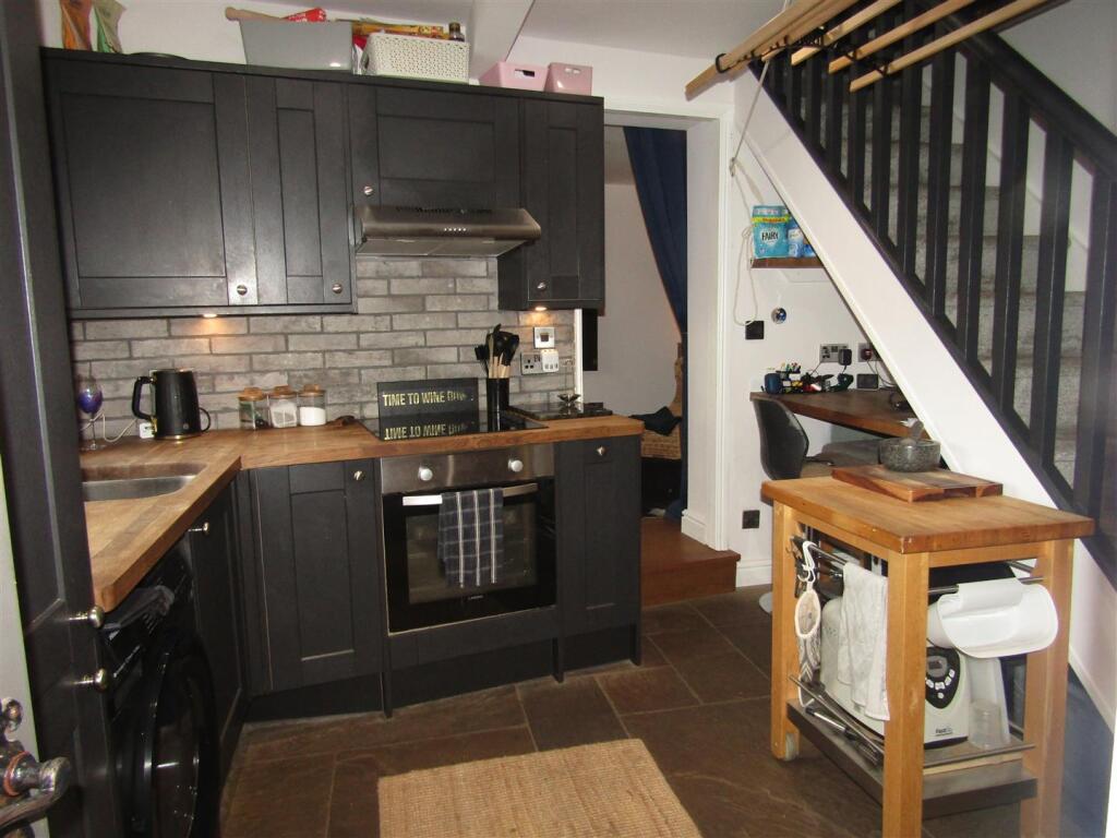 House in York - View 4