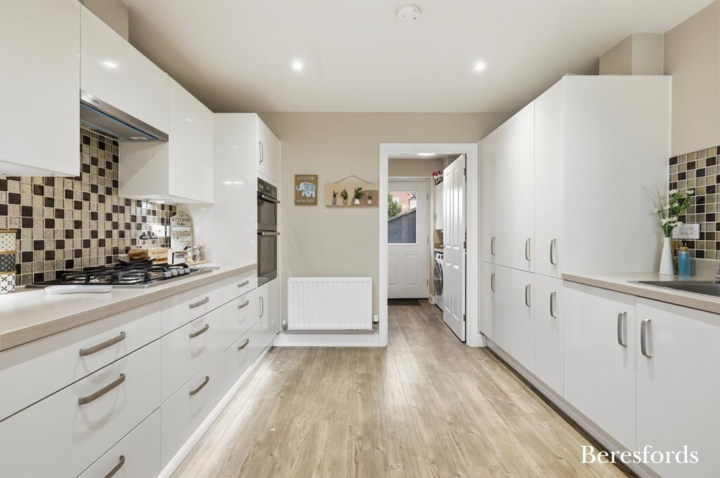House in Colchester, Highwoods - View 4