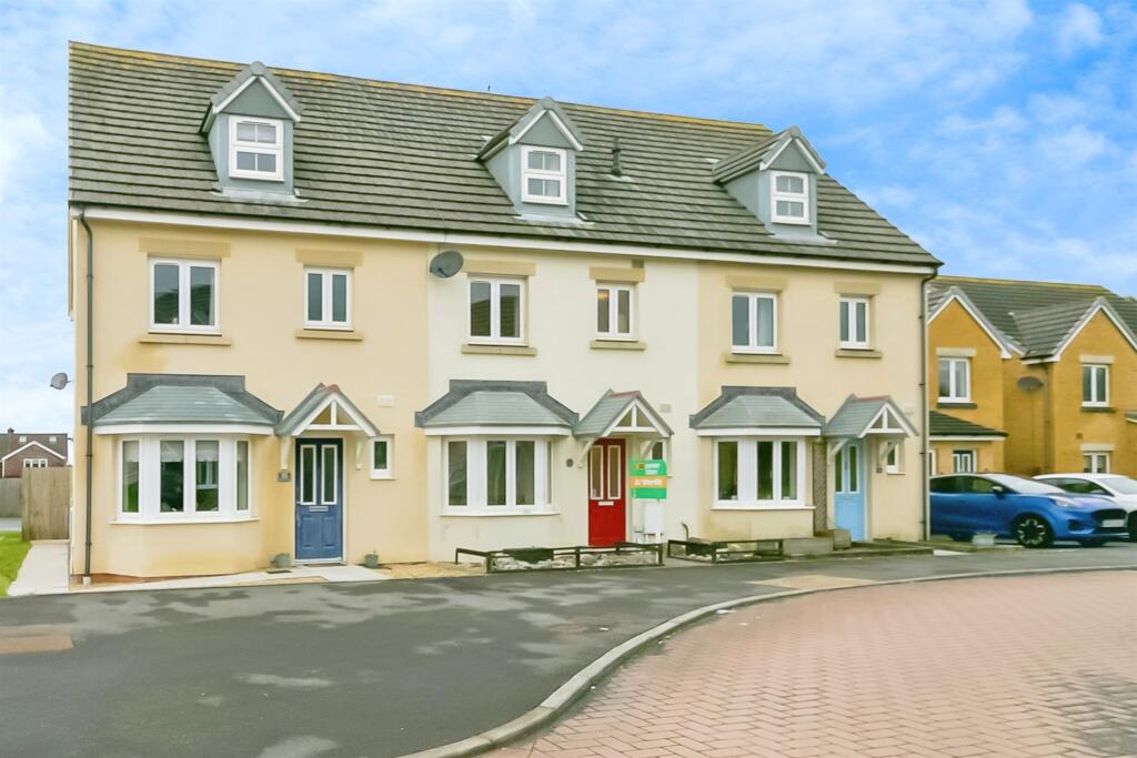 Main image of property: Cilgant Y Lein, Pyle, BRIDGEND