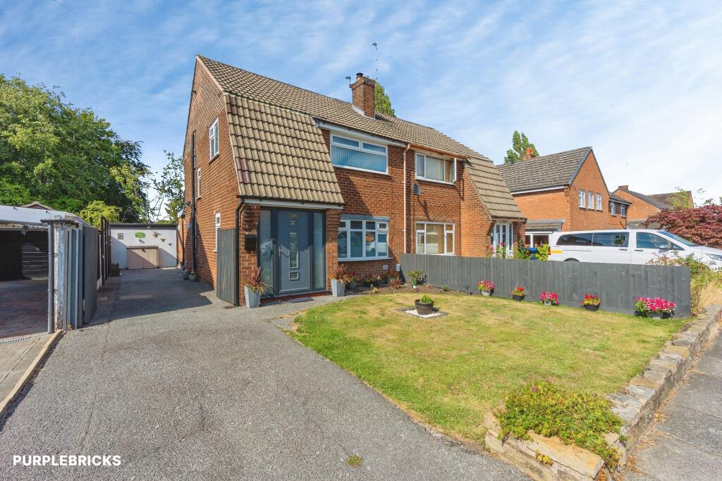 House in Stockport - View 2