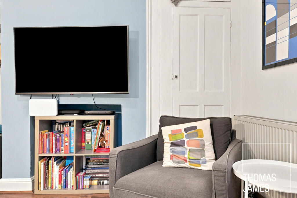 Apartment in London - More