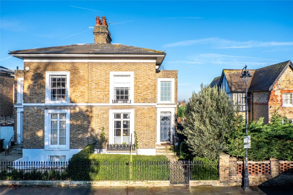 Clarence Place, Gravesend, Kent, DA12 photo 3
