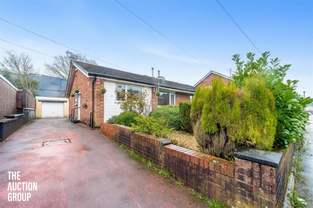 2-bed semi-detached on Cambridge Drive, Blackburn, BB1, £125,000