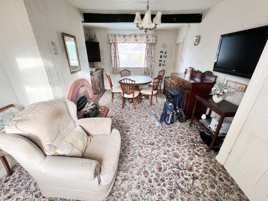 Hall Bower Lane, Huddersfield, HD4 - View 5