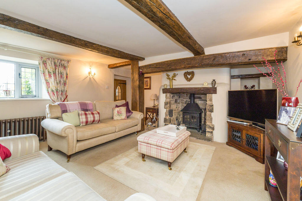 Halliwells Farm, Yarrow Gate, Chorley, PR7 3AZ - More