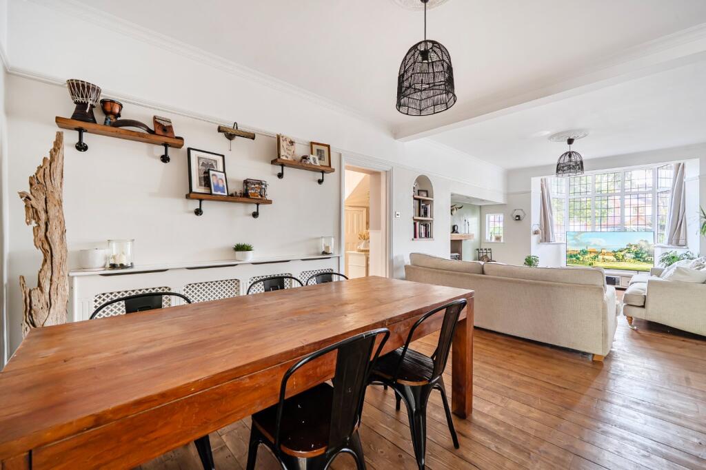 House in Solihull, Ulverley Green - More