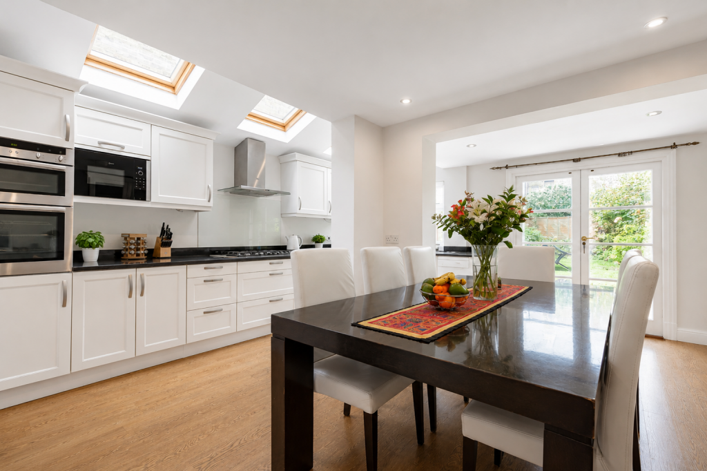 Leppoc Road, Clapham, London. SW4 9LT photo 4