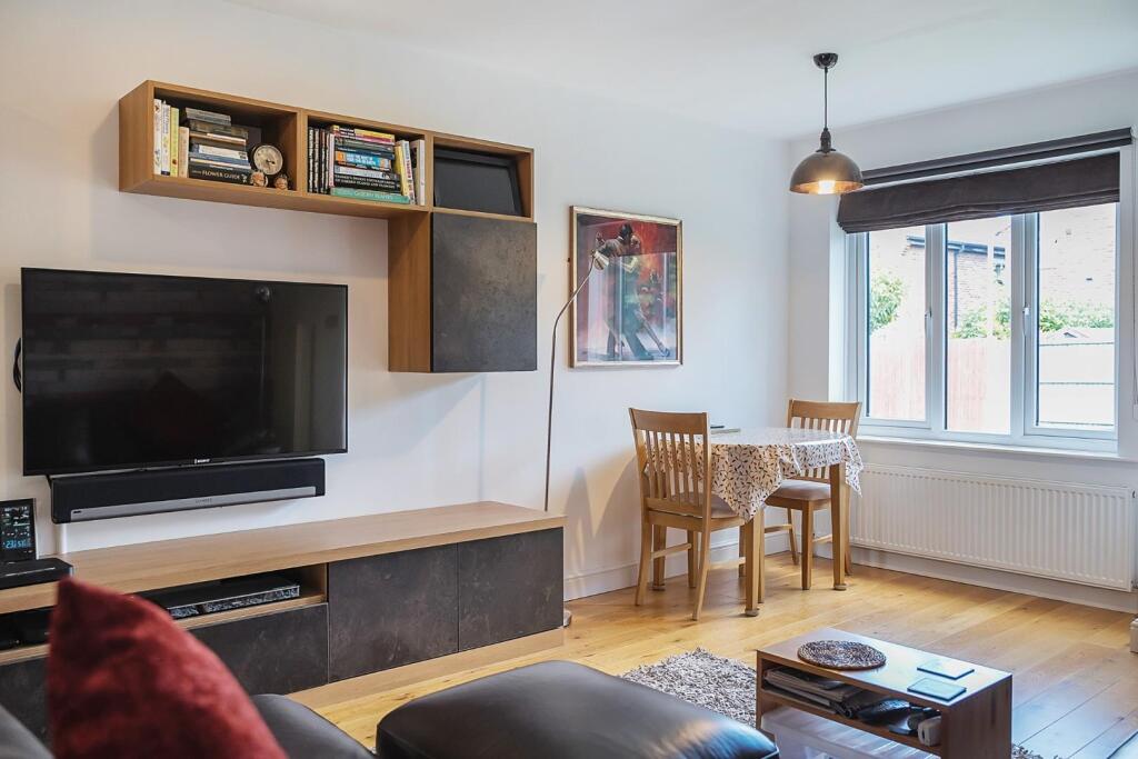 House in Tadcaster, North Yorkshire - View 3