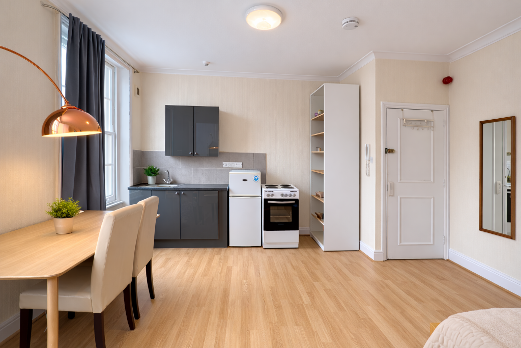 Studio flat for rent