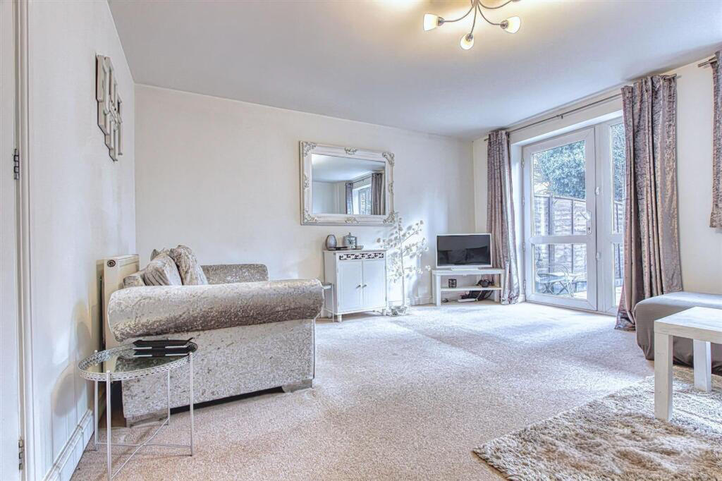 House in Sheffield - View 4