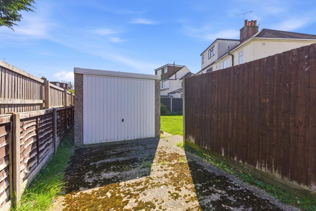 Additional image 11 of Linden Crescent, St. Albans, Hertfordshire, AL1
