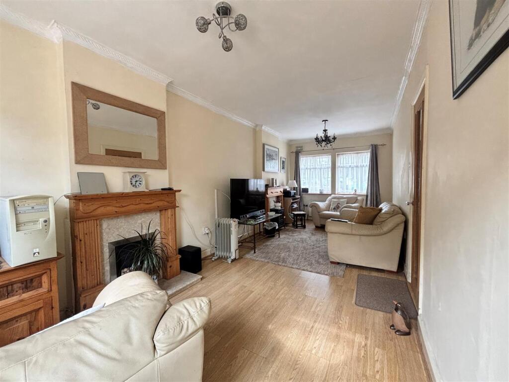 Common Lane, Sheldon, Birmingham photo 2