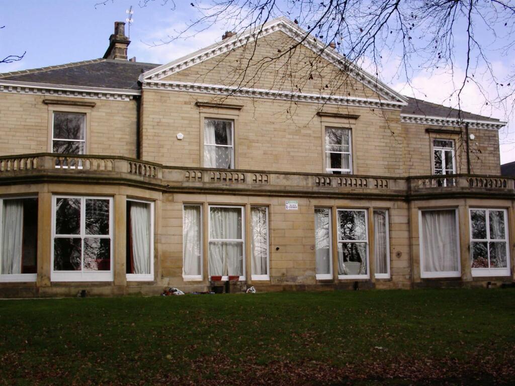 Main image of property: Flat 13 Beech House, 50/52 Headingley Lane, Leeds