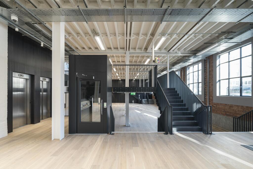 ground floor and lifts.jpg