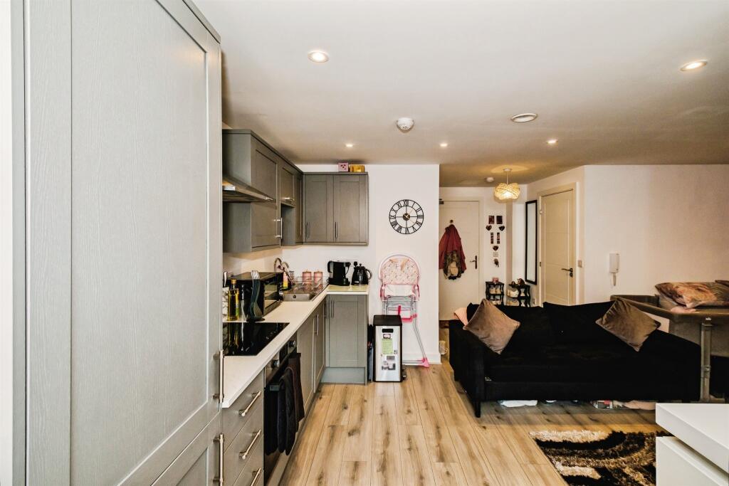 Romany Road, Worthing photo 5