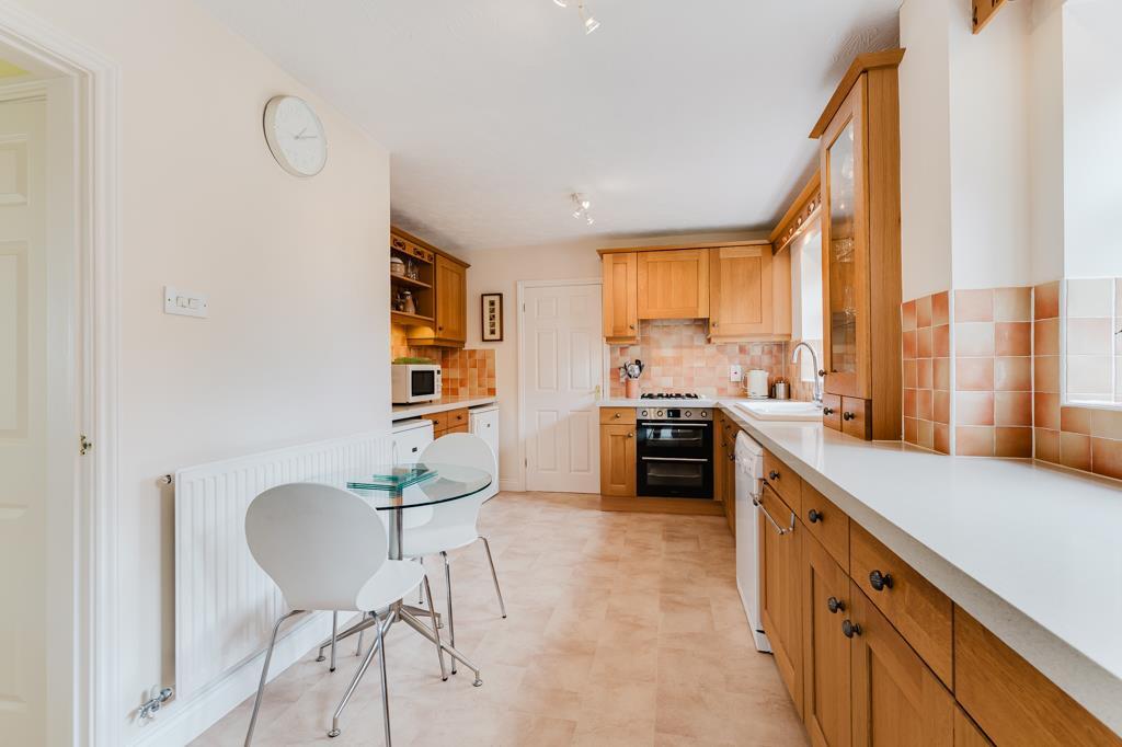 House in Kettering, Leisure Village - View 5