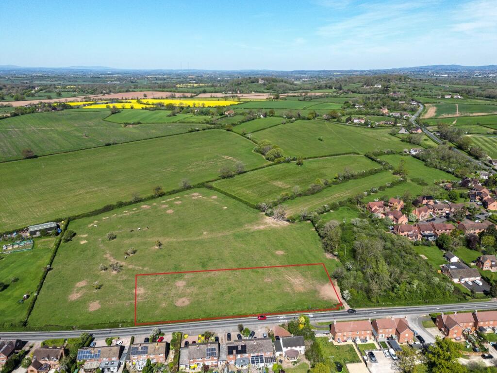 Hanbury, Bromsgrove, Worcestershire - More