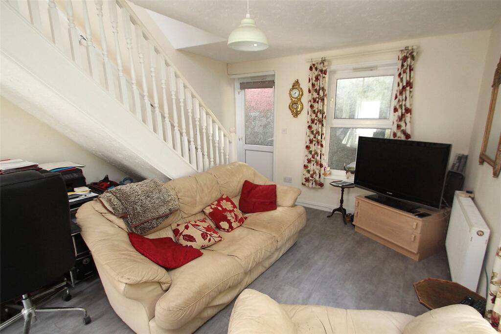 Wallington Shore Road, Fareham, Hampshire, PO16 photo 2