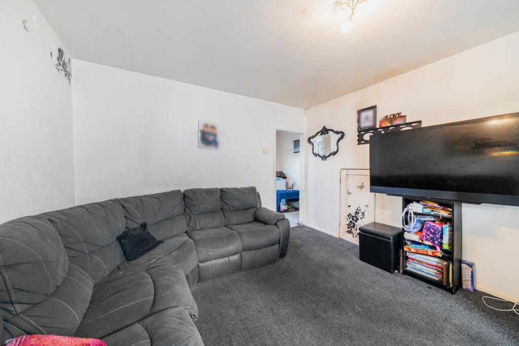 House in London - View 2