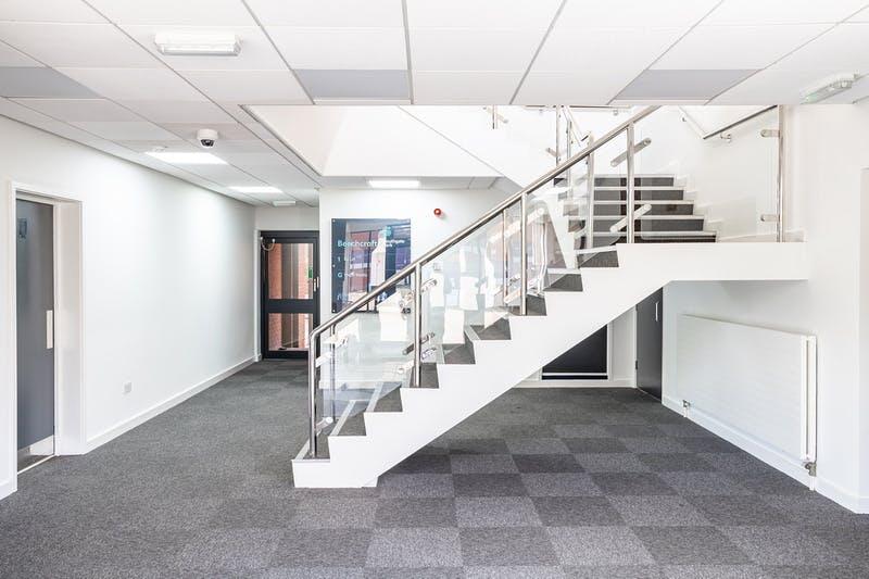 185_D6_12148217_ _4.jpg