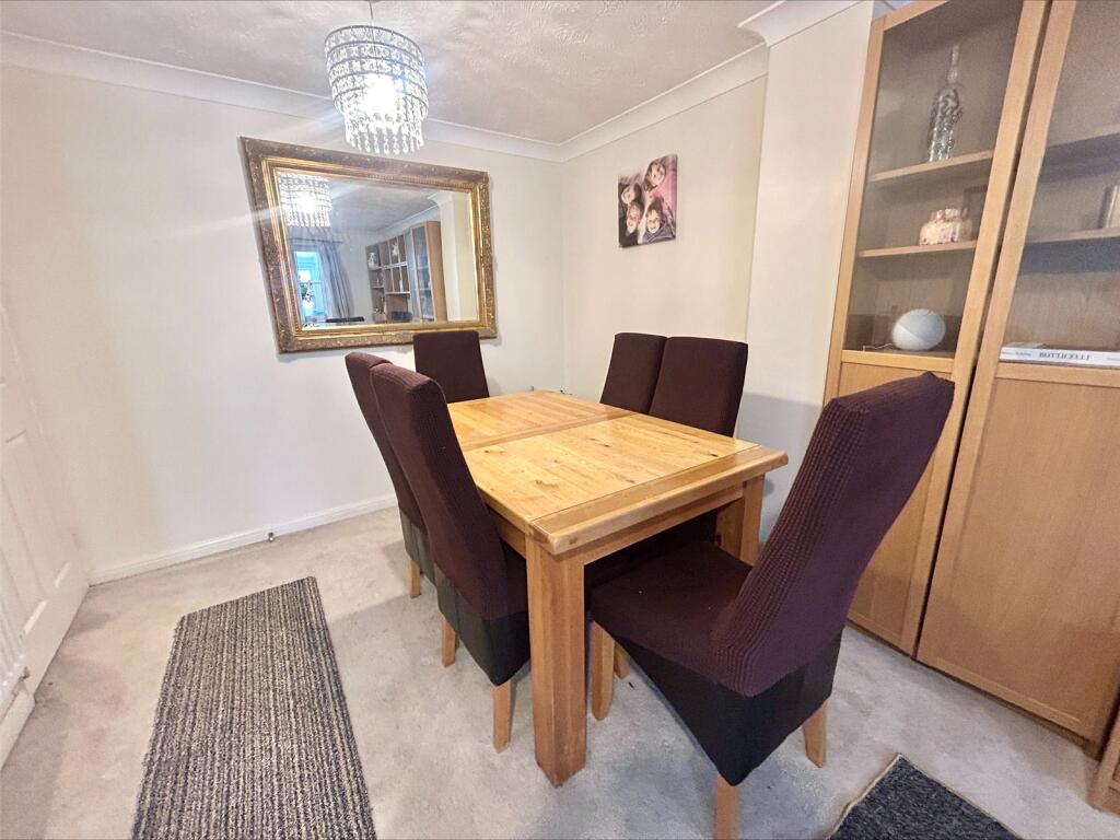 House in Fareham, Whiteley - View 4