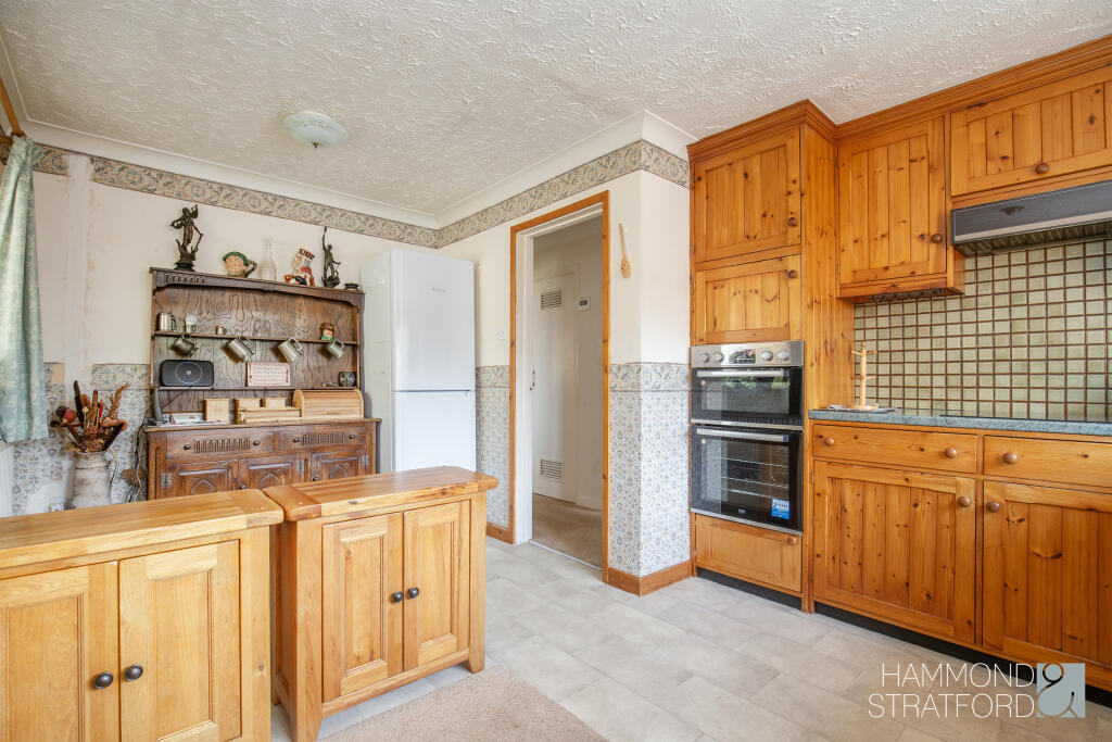 Park Drive, Hethersett photo 4