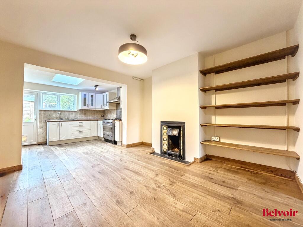House in Cheltenham, Ewens Farm, Fairview - View 4