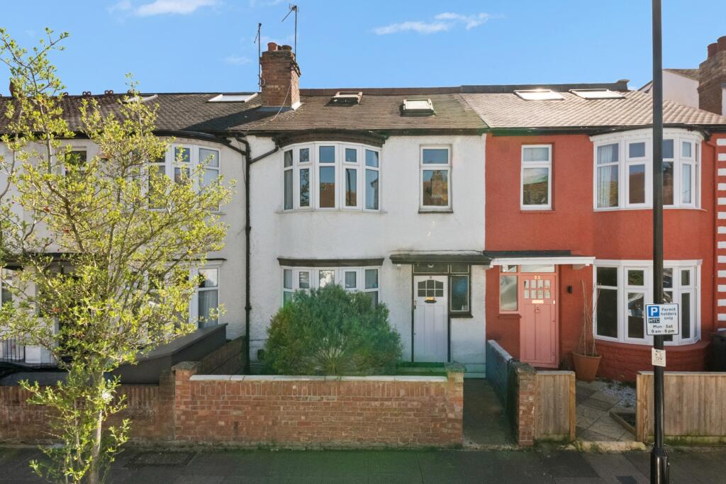Main image of property: Montague Avenue, Hanwell, W7