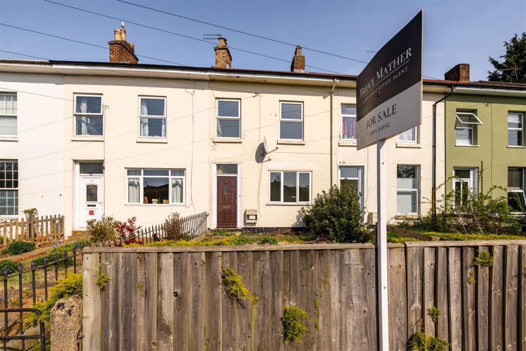 Main image of property: Windsor Bank, Boston