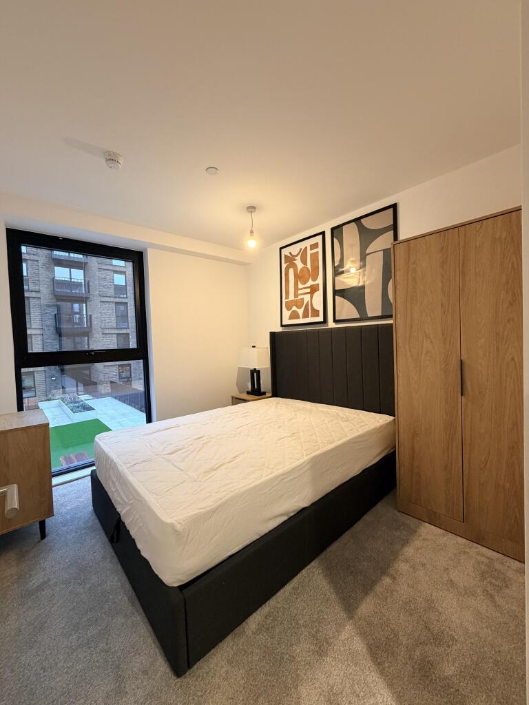 3 bedroom flat for rent