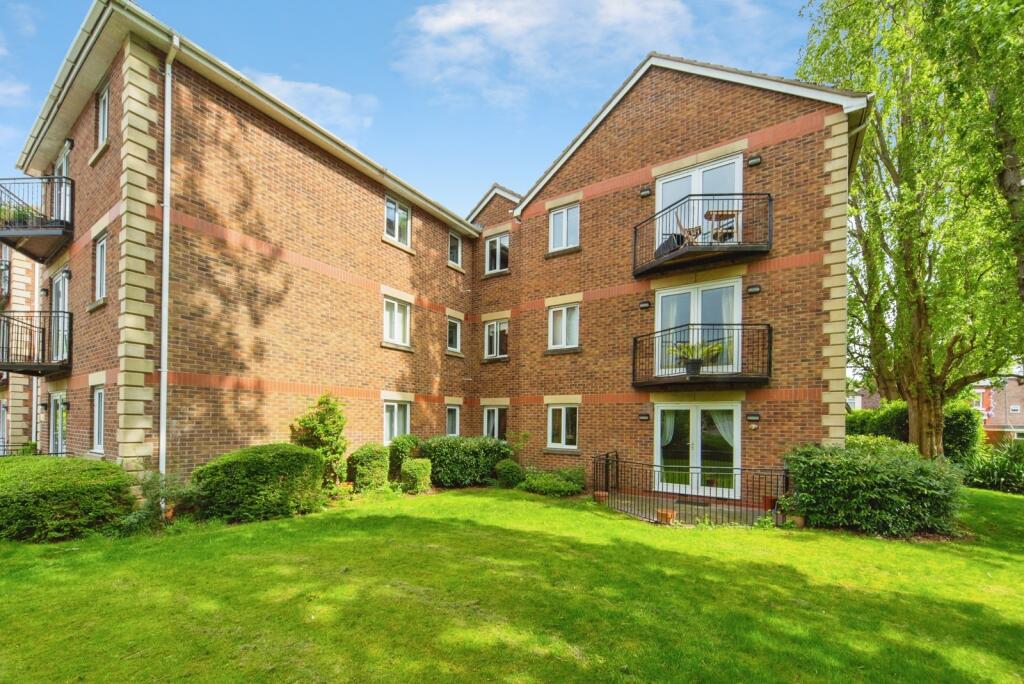 Main image of property: Aigburth Vale, Liverpool, Merseyside, L17