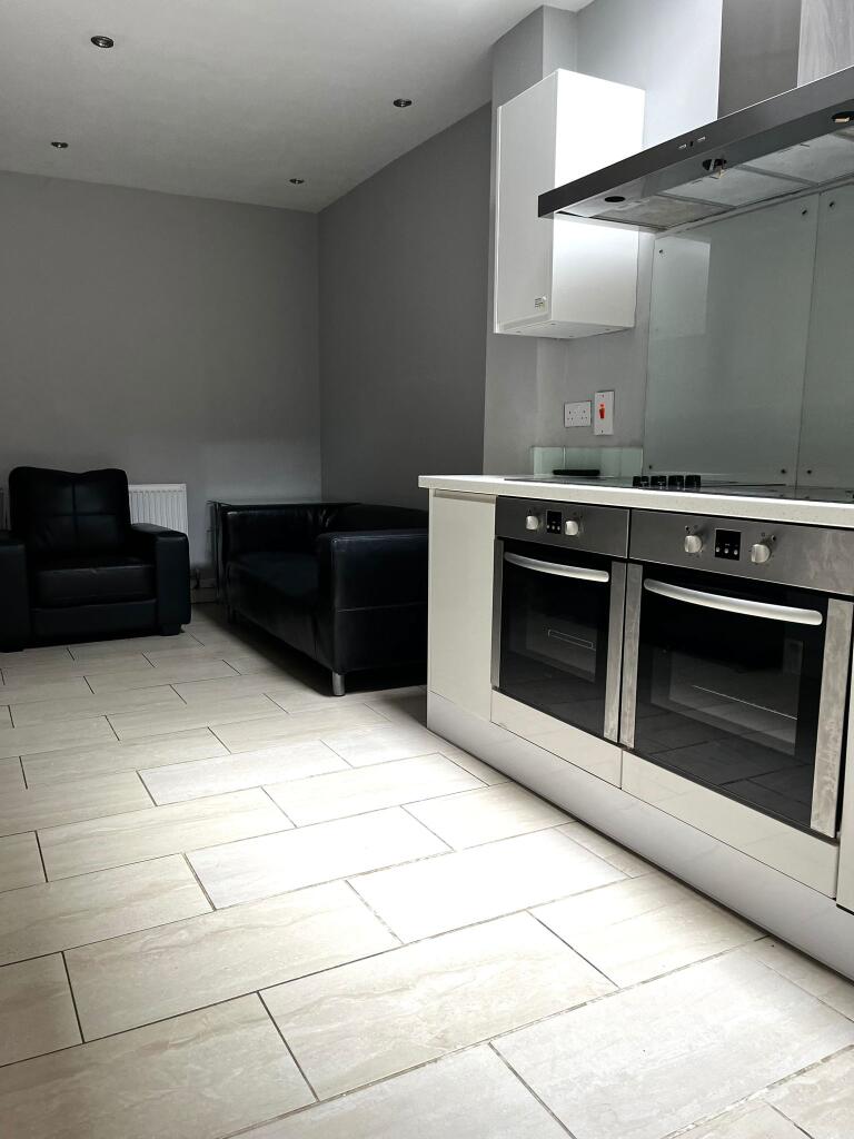 House in Birmingham - View 2
