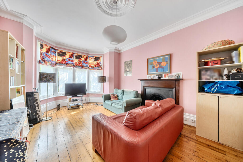 House in London, Fortis Green, Muswell Hill - View 4