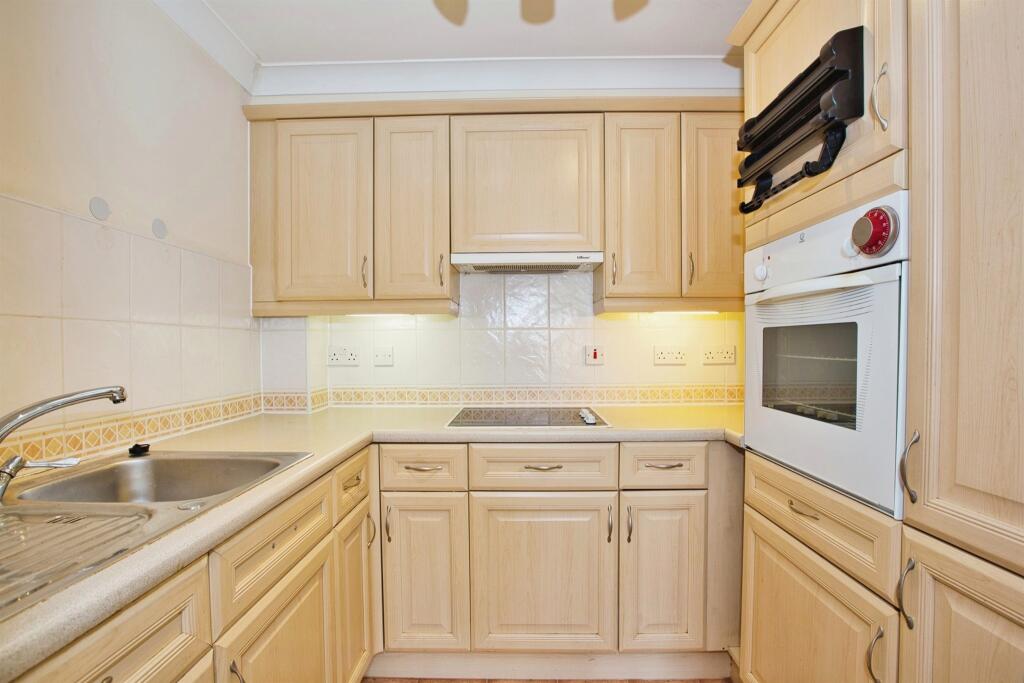 Additional image 5 of South Street, Yeovil