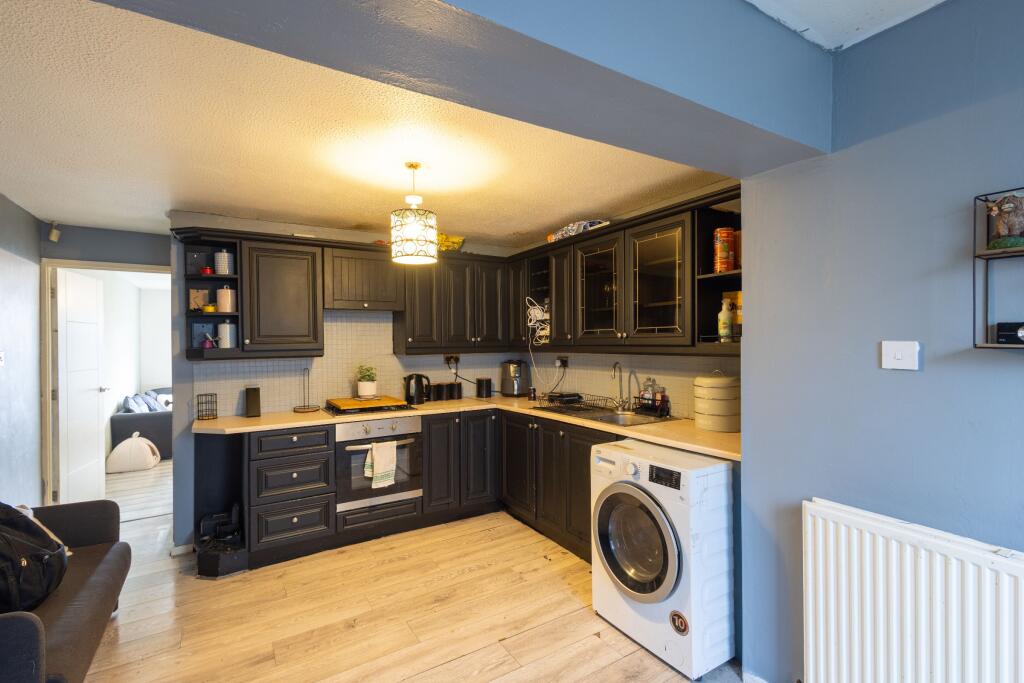 Additional image 2 of Arnford Close, Bradford