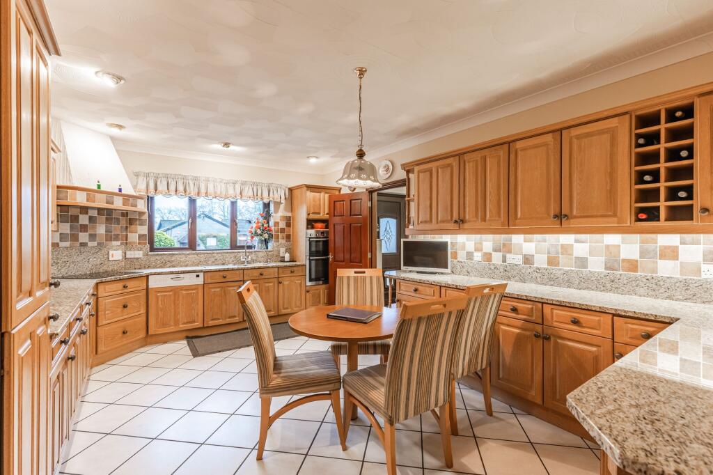 Individually Built Family Home in Beetley photo 3