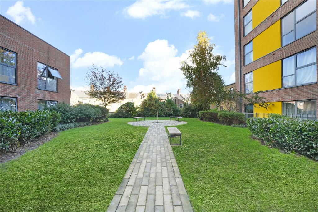 Apartment in London, Hornsey Park, Harringay - View 3
