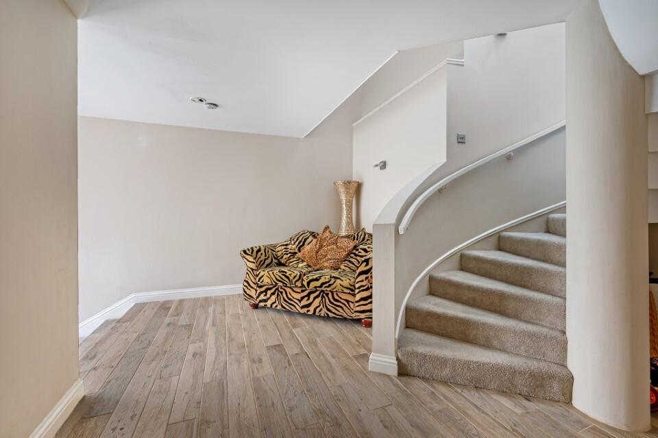 Holly Dene Drive, Lostock, BL6 4NP photo 5
