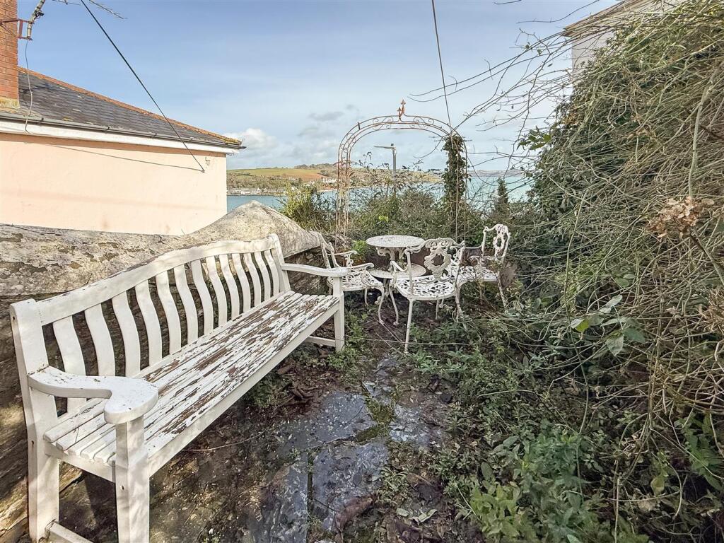 Falmouth – další
