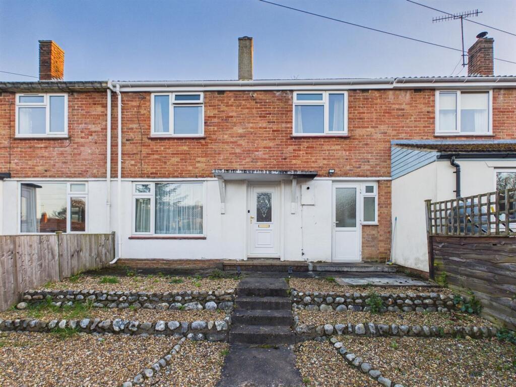 Main image of property: Weynor Gardens, Kelling, NR25
