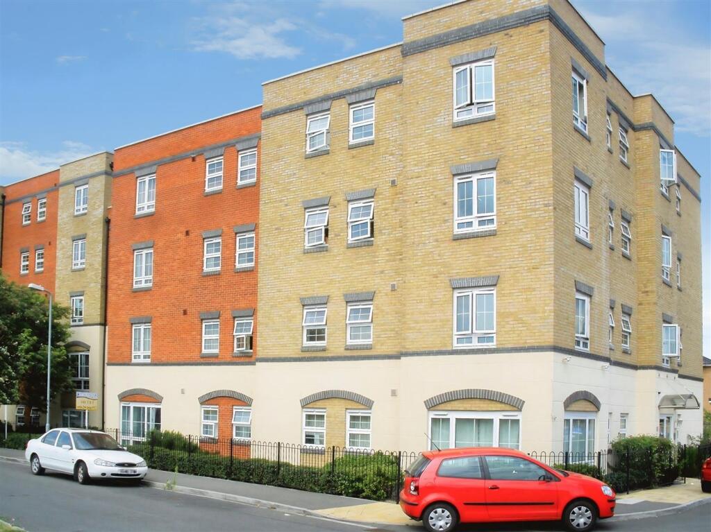Main image of property: Holyhead Mews, Cippenham