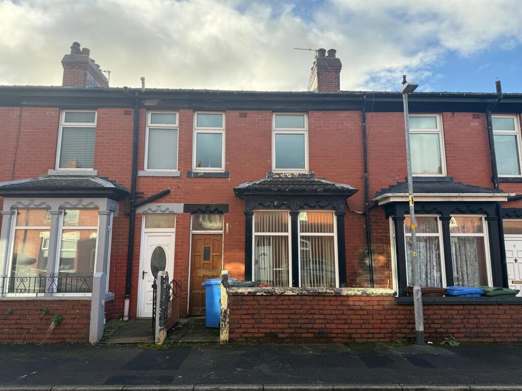 Main image of property: 10 Smith Street, Chorley, Lancashire PR7 3EJ