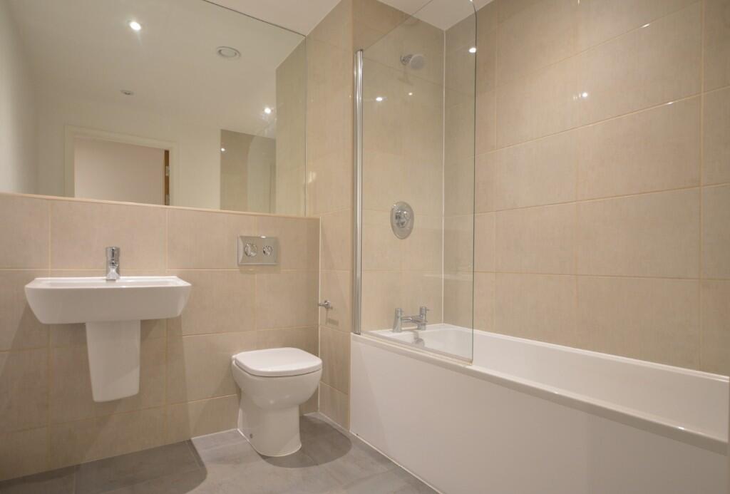 Apartment in Bristol - View 5
