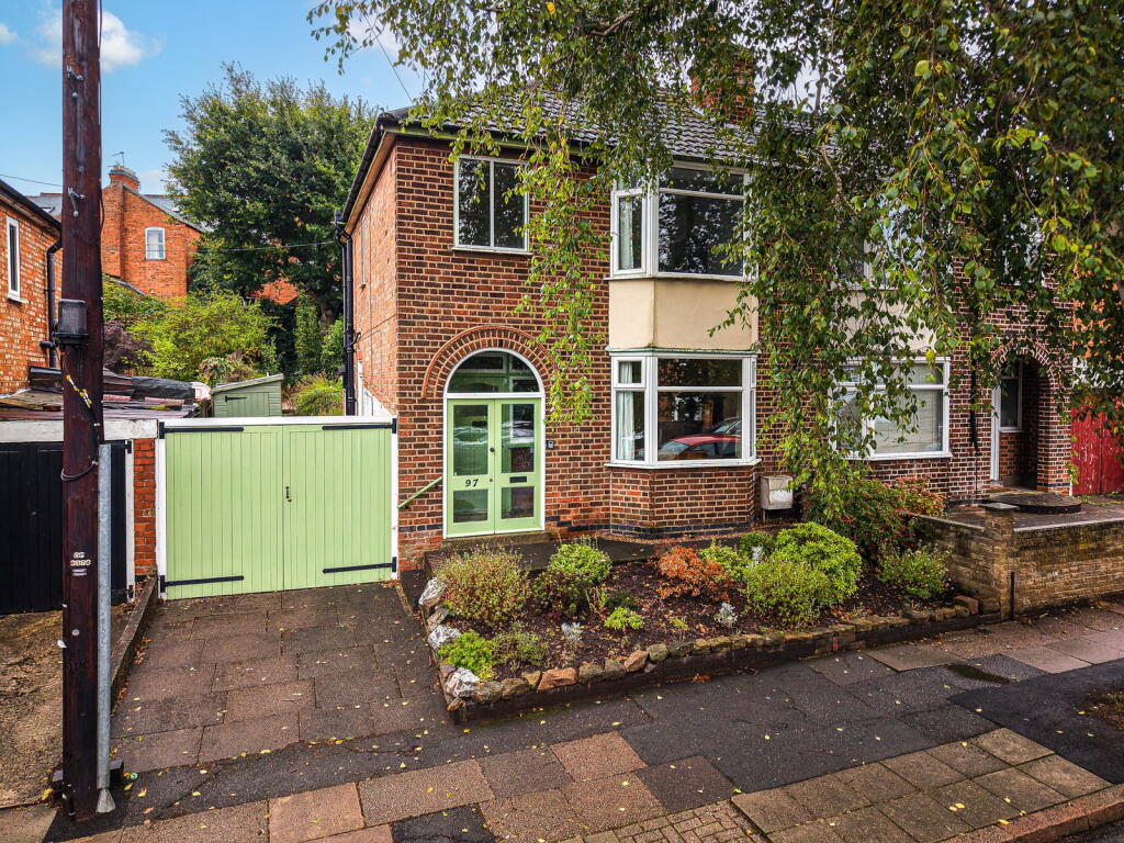 House in Leicester, City of Leicester