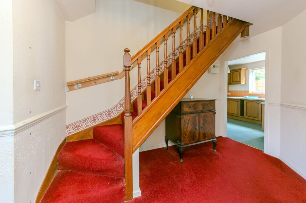 House in Stoke-on-Trent - More