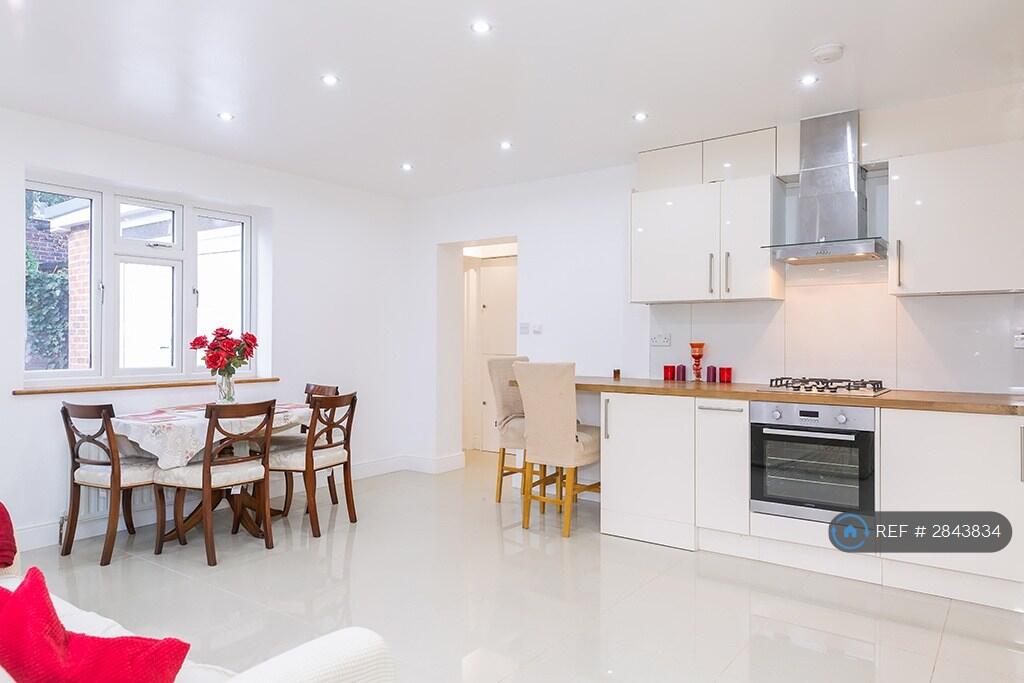 Main image of property: Manor Road North, Thames Ditton, KT7